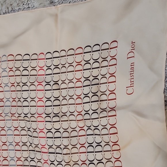 Authentic Dior silk scarf - Picture 3 of 7